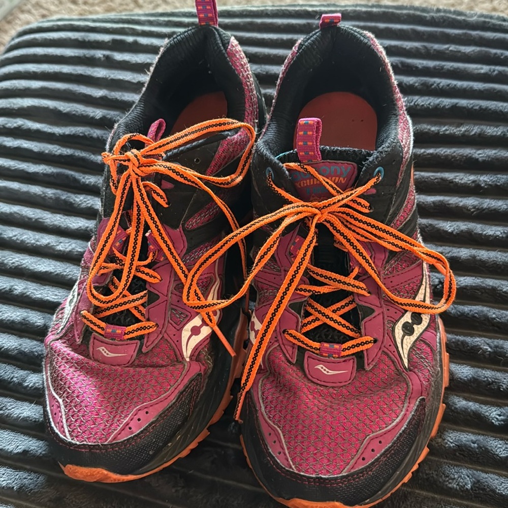 Saucony Excursion TR8 Womens S15203-5 Size 10 Trail Running Shoes GUC